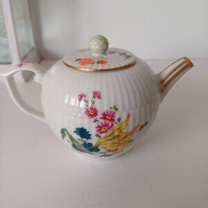 Stunning 1985 Franklin Mint FÜRSTENBERG Fine Porcelain Mini Teapot 6'' x 3.5''
